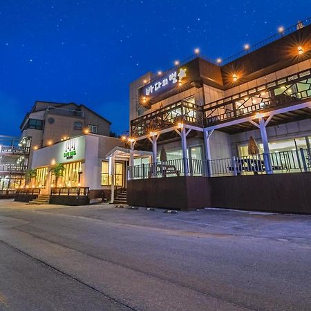 Gangneung Badauibyeol Pension Bagian luar foto